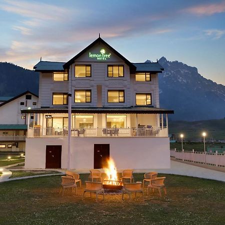 Lemon Tree Hotel, Sonāmarg Exteriör bild